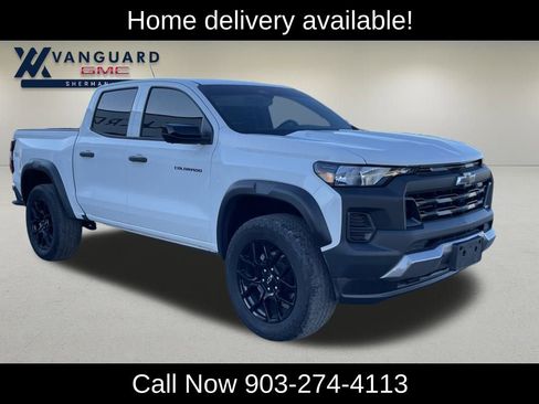 Used 2023 Chevrolet Colorado Trail Boss w/ LPO, Dark Essentials Package image 9
