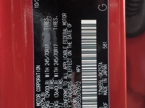 Certified 2025 Toyota 4Runner SR5 AWD/4WD image 35