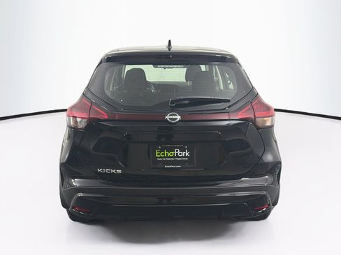 Used 2024 Nissan Kicks S FWD image 7