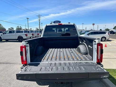 New 2026 Ford F250 Lariat w/ Lariat Ultimate Package AWD/4WD image 17