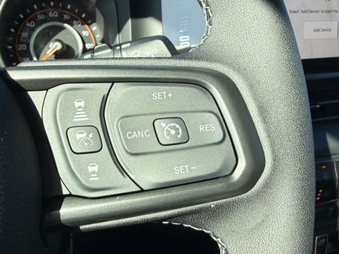 New 2025 Jeep Wrangler Unlimited Rubicon image 16