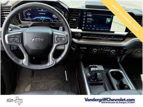 Used 2025 Chevrolet Silverado 1500 RST w/ Convenience Package II RWD image 11
