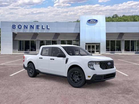 New 2026 Ford Maverick XLT w/ Equipment Group 301A AWD/4WD image 7