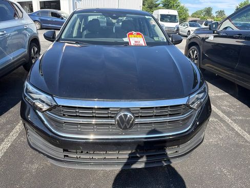 Used 2024 Volkswagen Jetta S FWD image 2