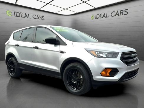 Used 2018 Ford Escape S FWD image 3