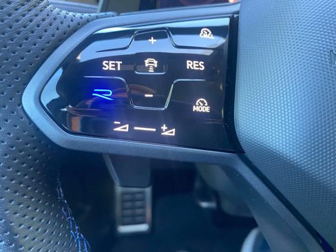 Certified 2025 Volkswagen Golf w/ Euro Style Package AWD/4WD image 11