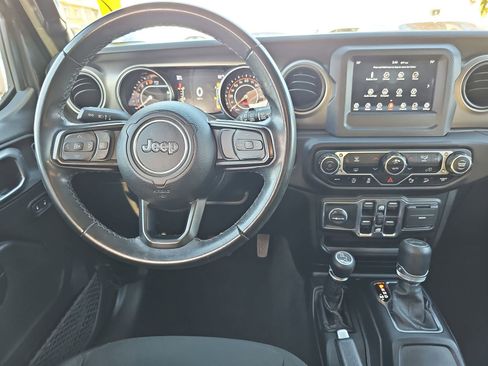 Used 2021 Jeep Wrangler Unlimited Sport image 16