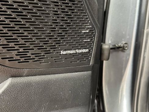 Used 2023 Hyundai Palisade SEL w/ Premium Package image 19