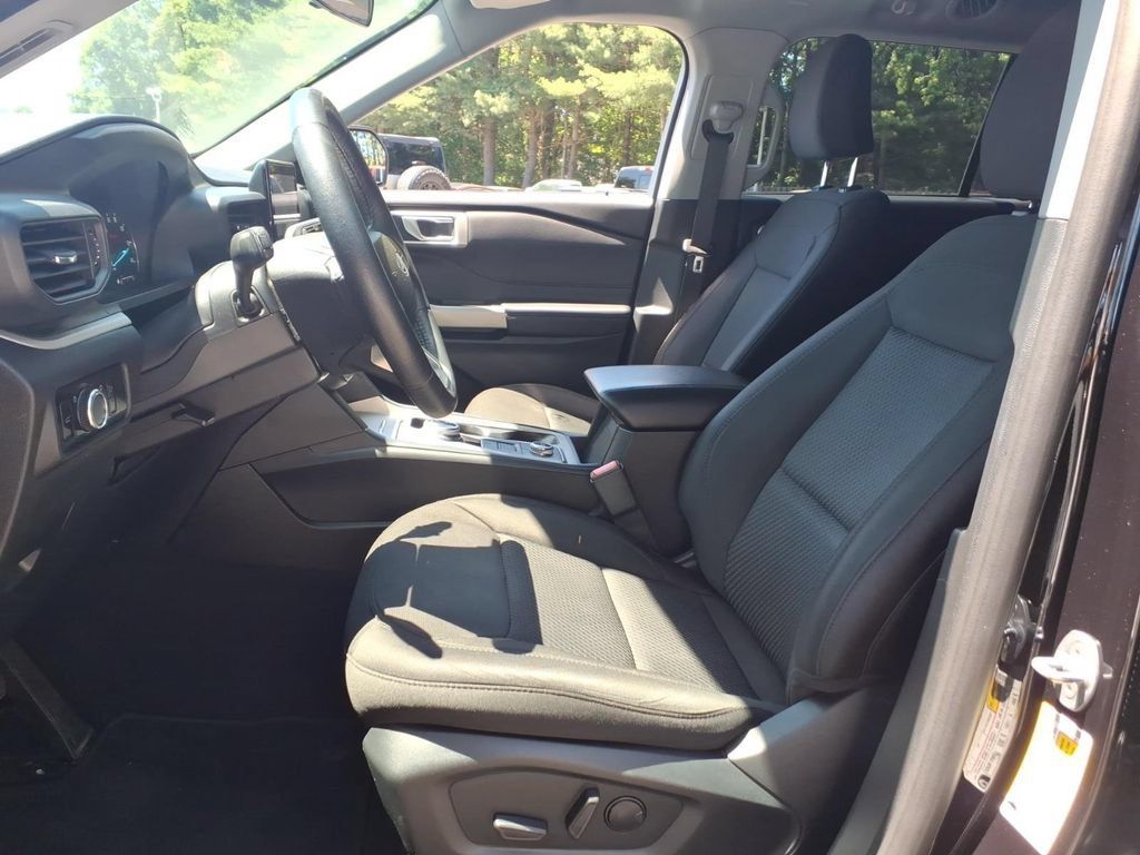 Certified 2023 Ford Explorer XLT AWD/4WD image 18