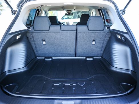 Used 2025 Honda HR-V LX image 33