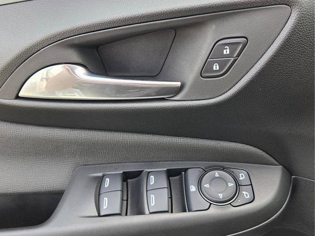 New 2026 Buick Envista Sport Touring FWD image 22
