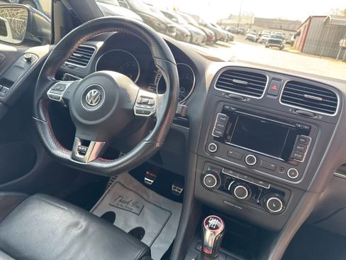 Used 2011 Volkswagen GTI 2-Door FWD image 15