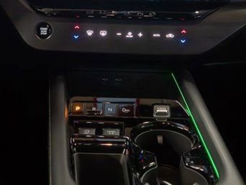 Certified 2025 Nissan Murano SL AWD/4WD image 17