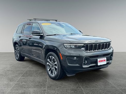Used 2022 Jeep Grand Cherokee L Overland w/ Luxury Tech Group IV AWD/4WD image 8