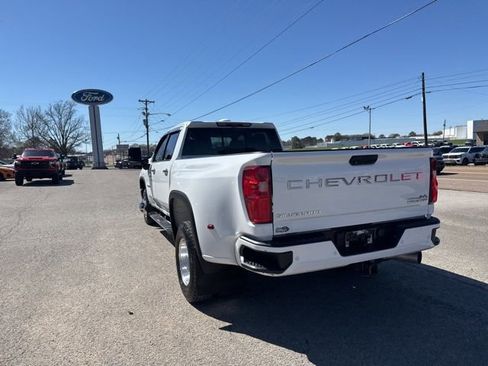 Used 2021 Chevrolet Silverado 3500 High Country image 24
