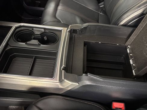 Used 2022 Ford F450 Platinum w/ FX4 Off-Road Package image 41