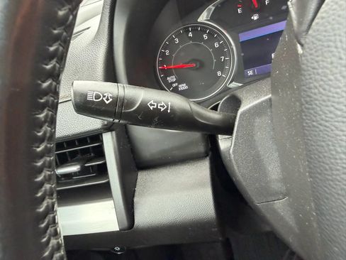Used 2019 GMC Terrain SLT w/ Preferred Package AWD/4WD image 16