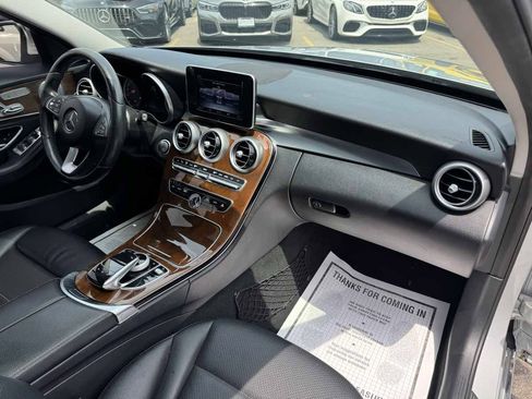 Used 2016 Mercedes-Benz C 300 4MATIC Sedan image 29