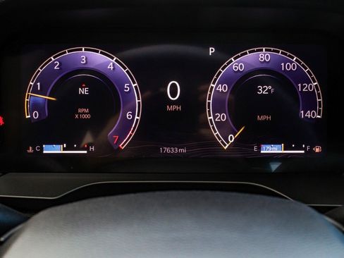 Used 2024 Jeep Grand Cherokee Altitude image 16