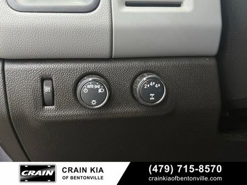 Used 2020 Chevrolet Colorado W/T w/ WT Convenience Package AWD/4WD image 12