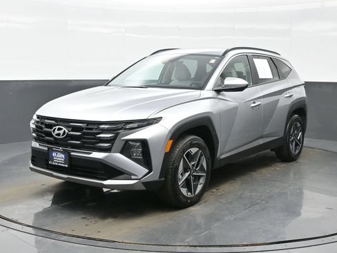 Used 2026 Hyundai Tucson SEL AWD/4WD image 2