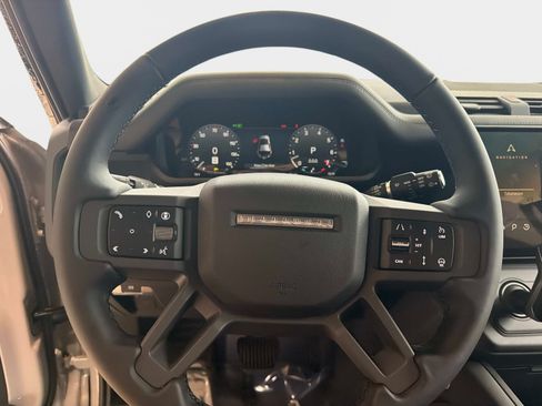 New 2026 Land Rover Defender 110 X-Dynamic SE AWD/4WD image 25