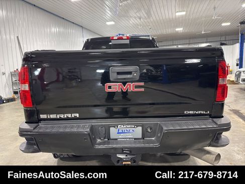 Used 2015 GMC Sierra 2500 Denali w/ Duramax Plus Package image 15