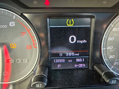 Used 2015 Audi SQ5 Premium Plus image 16