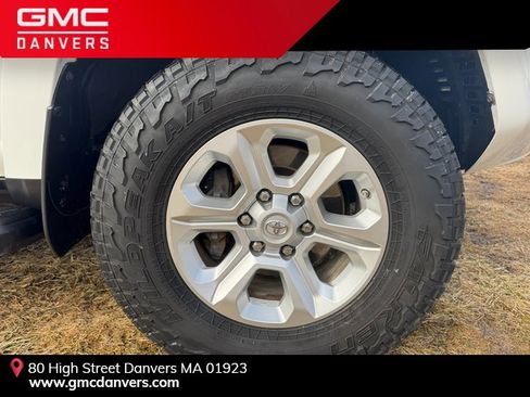 Used 2019 Toyota 4Runner SR5 Premium image 8