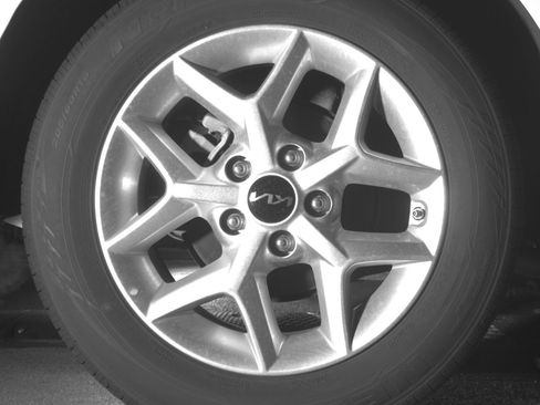 Used 2025 Kia Soul LX w/ LX Technology Package FWD image 15
