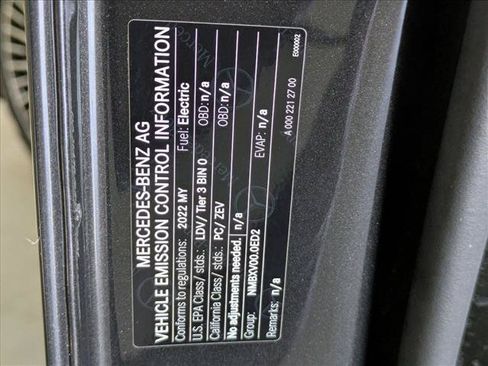 Certified 2022 Mercedes-Benz EQS 580 4MATIC Sedan image 27