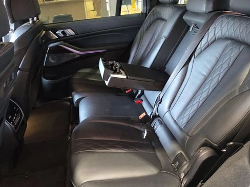 Used 2021 BMW X7 M50i AWD/4WD image 7
