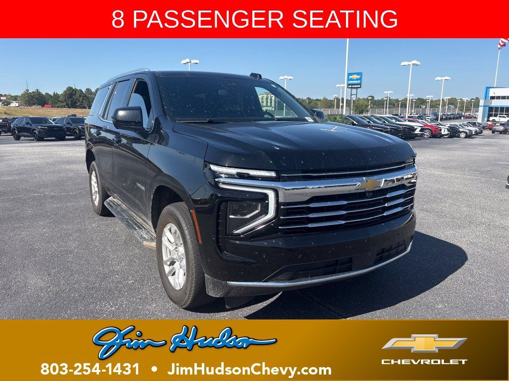 Used 2025 Chevrolet Tahoe LT RWD image 1