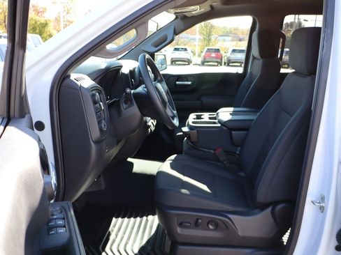 Used 2025 Chevrolet Silverado 1500 Custom Trail Boss image 11