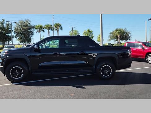 New 2026 Chevrolet Silverado EV Trail Boss w/ Premium Package image 15