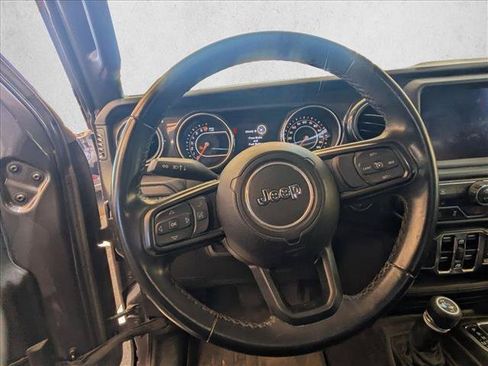 Used 2022 Jeep Gladiator Sport AWD/4WD image 18