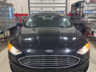 Used 2017 Ford Fusion SE w/ Fusion SE Technology Package video 1