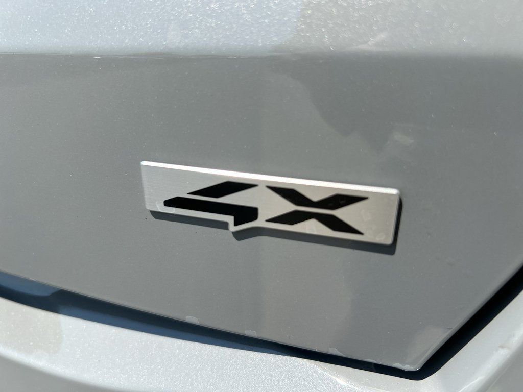 New 2026 Kia Sorento S AWD/4WD image 8