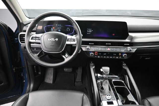 Used 2024 Kia Telluride S w/ S Sunroof Package AWD/4WD image 11