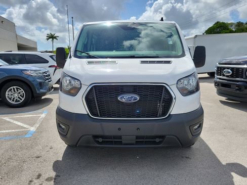Used 2024 Ford Transit 250 Low Roof w/ Exterior Upgrade Package RWD image 2