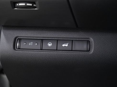 Used 2023 Nissan Pathfinder SL w/ SL Premium Package image 25