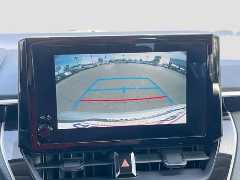 Used 2025 Toyota Corolla LE w/ LE Premium Package FWD image 13
