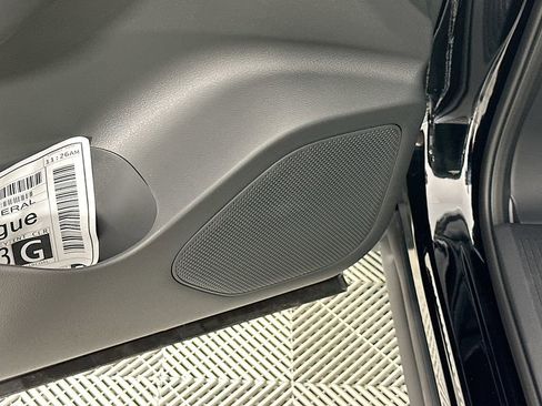 New 2026 Nissan Rogue S image 25