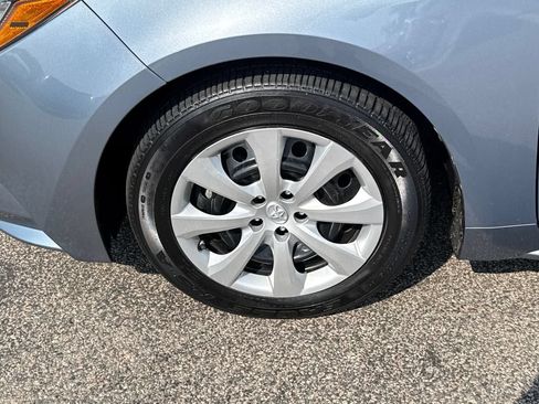Used 2020 Toyota Corolla LE FWD image 37