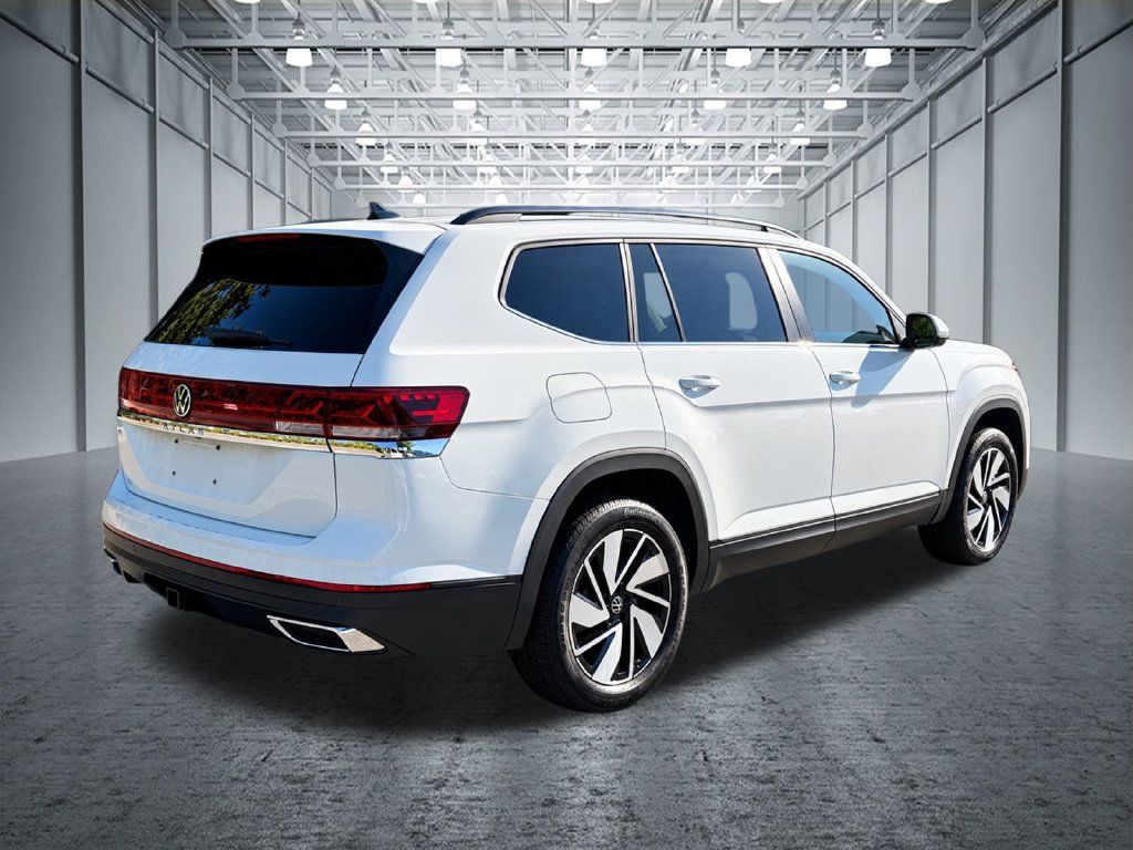 Used 2025 Volkswagen Atlas SE FWD image 9