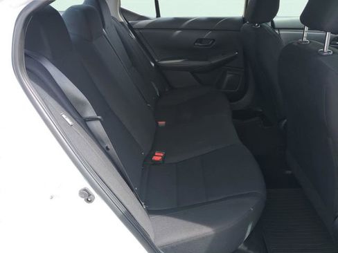 Used 2024 Nissan Sentra S FWD image 30