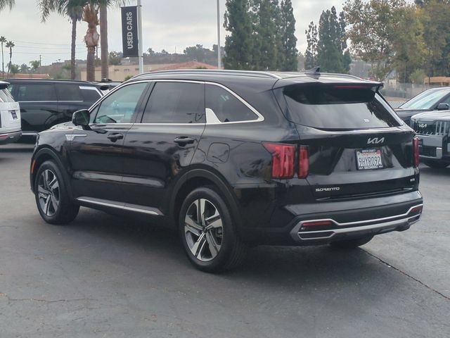 Certified 2023 Kia Sorento SX Prestige AWD/4WD image 5