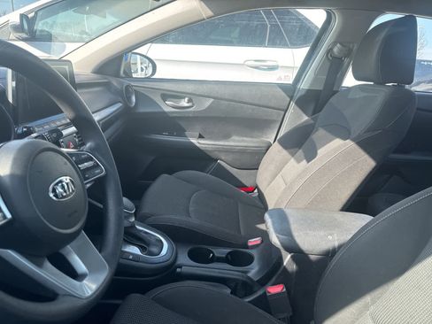 Used 2020 Kia Forte LXS image 29