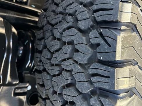 Used 2025 Jeep Wrangler Unlimited Rubicon w/ Technology Group image 45