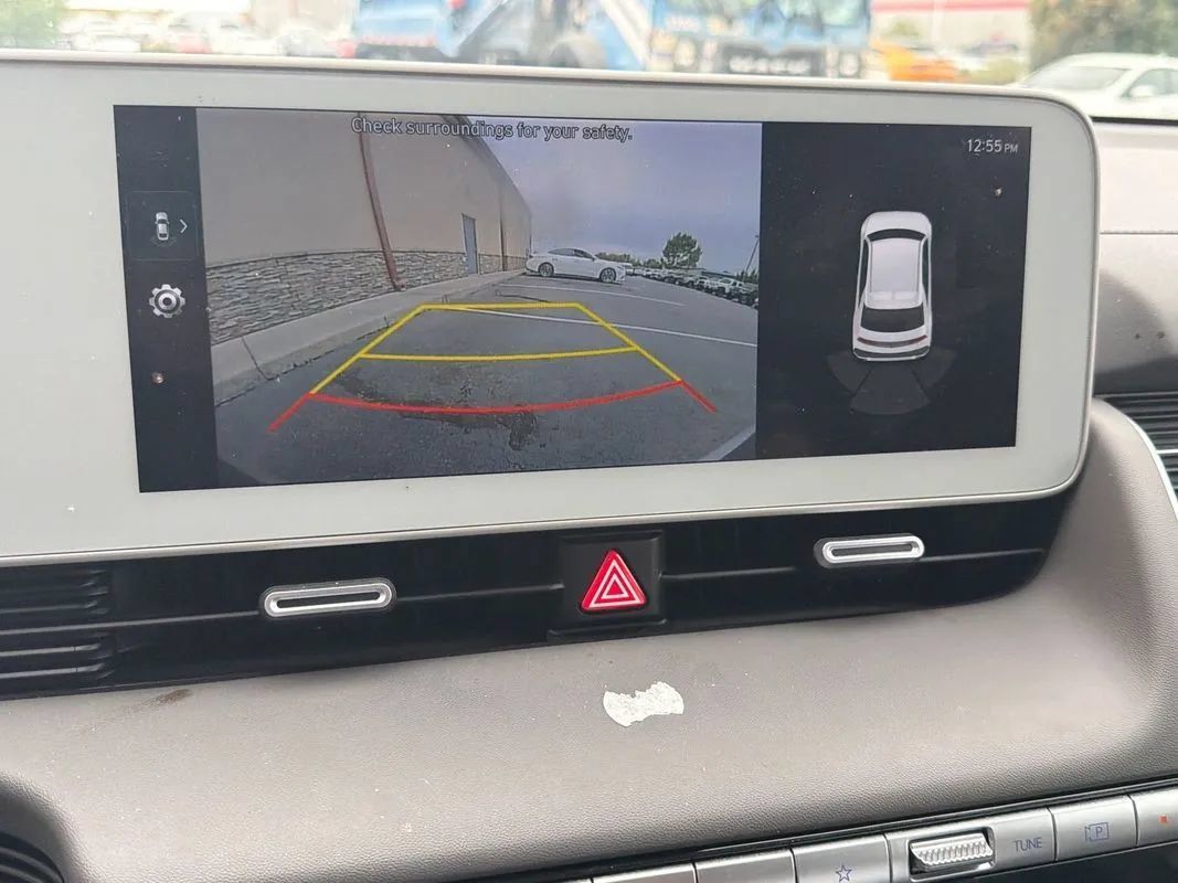 Used 2024 Hyundai Ioniq 5 SE AWD/4WD image 17